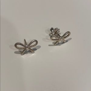 TIFFANY BOW EARRINGS